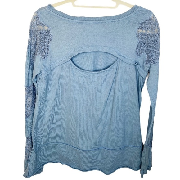 Free People Distressed Lace Shirt Size Small - Picture 2 of 4